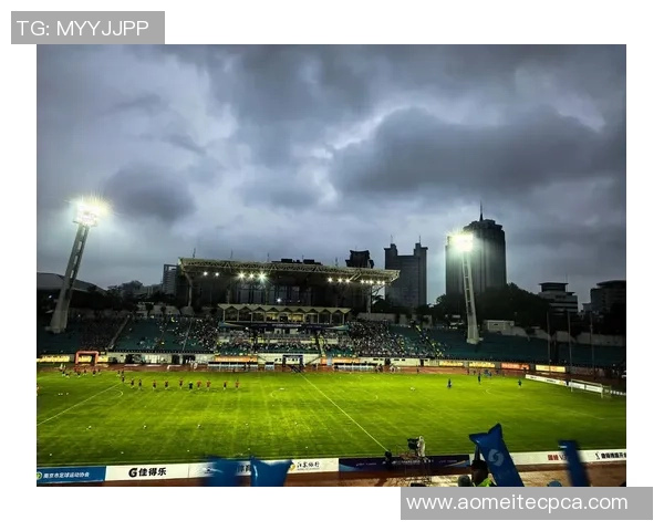 南京足球队反击战术深度分析与实战应用探讨