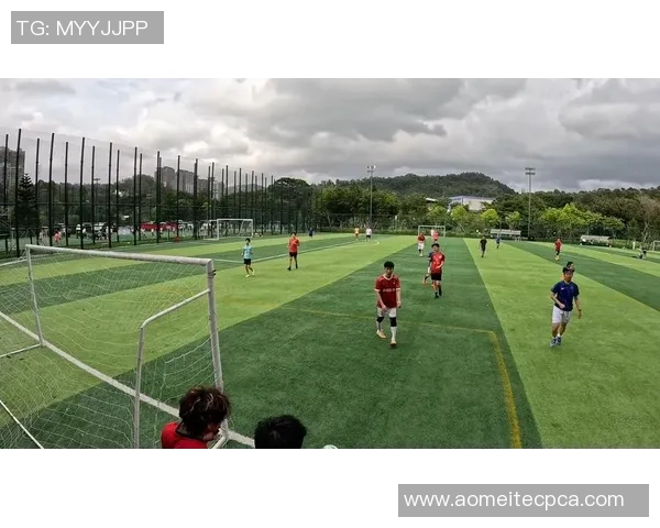 深圳足球队在足球团队协作排行榜中荣获第五名的佳绩引发关注