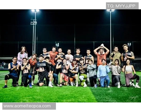 香港足球明星队精彩MV展现球场激情与团队精神的完美结合