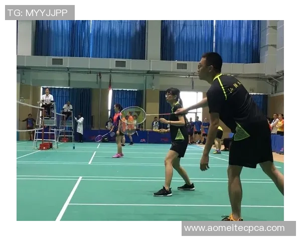 重庆羽毛球队与上海羽毛球队赛后技术分析与战术总结